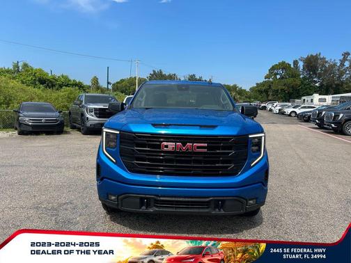 Dynamic Blue Metallic 2022 GMC Sierra 1500 Elevation