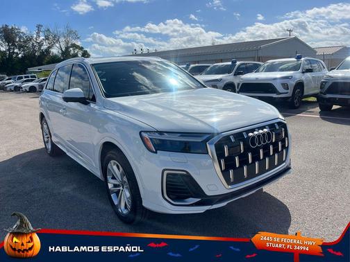 2025 Audi Q7 45 Premium