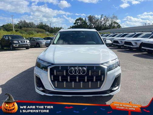2025 Audi Q7 45 Premium