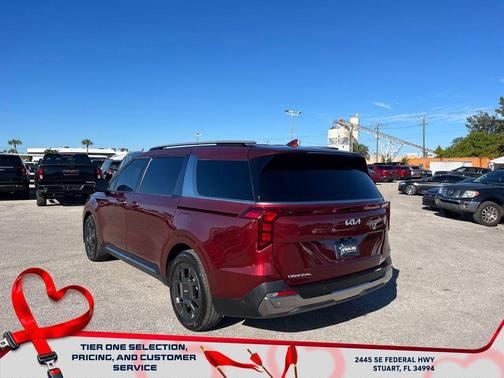 2025 Kia Carnival SX