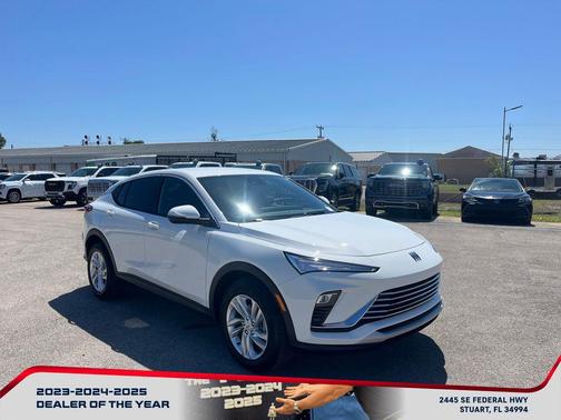 Summit White 2026 Buick Envista Preferred FWD