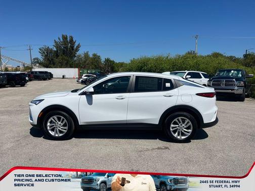 Summit White 2026 Buick Envista Preferred FWD