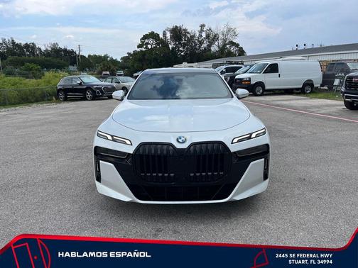 Mineral White Metallic 2023 BMW 760 i xDrive