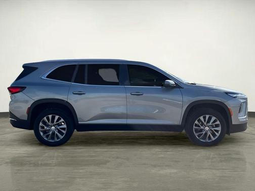 2025 Buick Enclave Preferred FWD