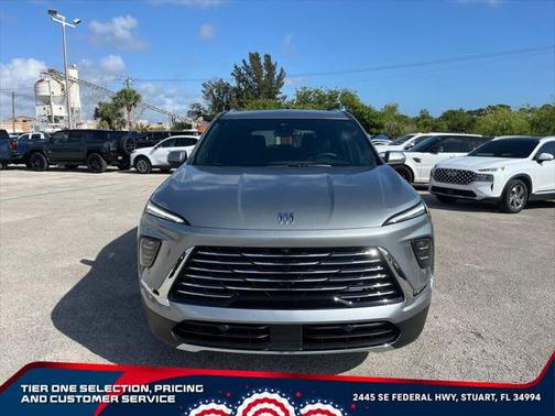 2025 Buick Enclave Preferred FWD