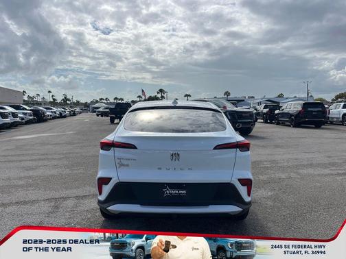 Summit White 2026 Buick Envista Preferred FWD