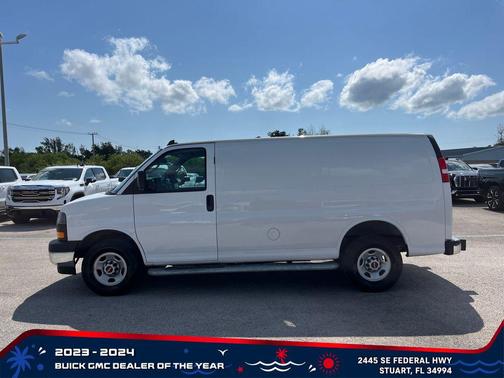2023 GMC Savana 2500 Work Van