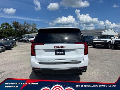 2025 GMC Yukon XL 4WD AT4