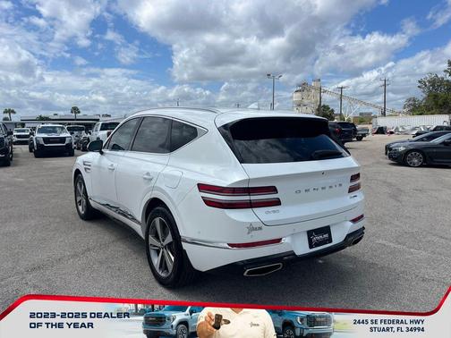 Uyuni White 2023 Genesis GV80 3.5T