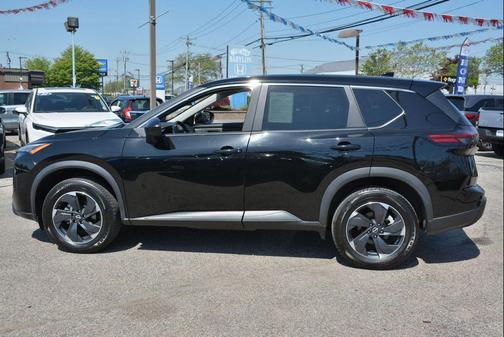 Super Black 2024 Nissan Rogue SV