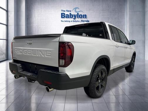 Platinum White Pearl 2026 Honda Ridgeline Black