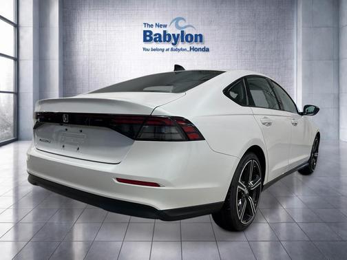 Platinum White Pearl 2026 Honda Accord SE