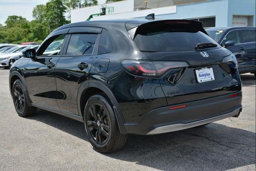 Crystal Black Pearl 2026 Honda HR-V AWD Sport