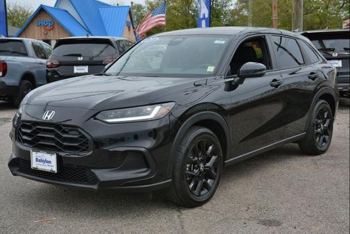 Crystal Black Pearl 2023 Honda HR-V AWD Sport