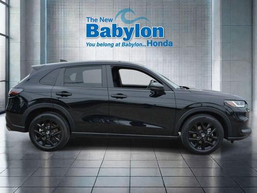 Crystal Black Pearl 2023 Honda HR-V AWD Sport