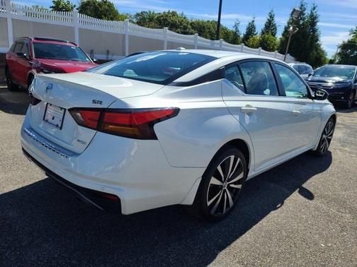 2021 Nissan Altima SR Intelligent AWD