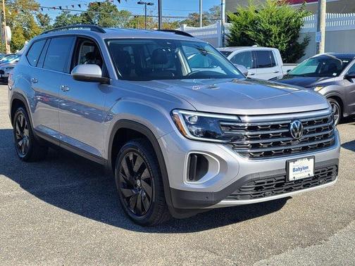 2024 Volkswagen Atlas 2.0T SE w/Technology 4MOTION