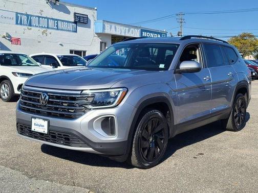 2024 Volkswagen Atlas 2.0T SE w/Technology 4MOTION