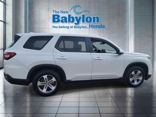 2023 Honda Pilot AWD EX-L 8 Passenger