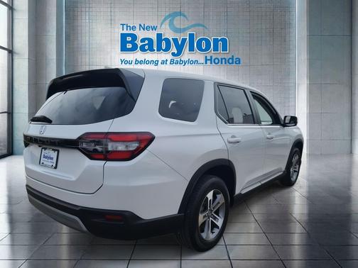 2023 Honda Pilot AWD EX-L 8 Passenger