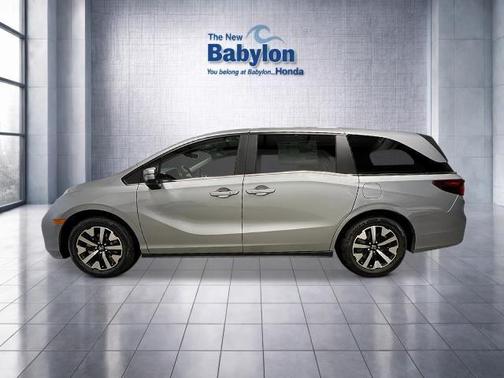 Solar Silver Metallic 2026 Honda Odyssey EX-L