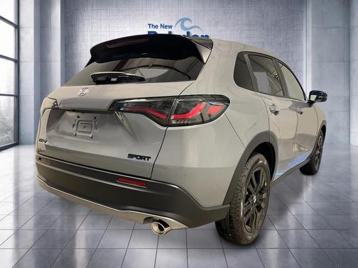 Urban Gray Pearl 2026 Honda HR-V AWD Sport