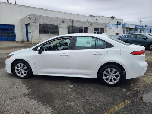 2023 Toyota Corolla LE