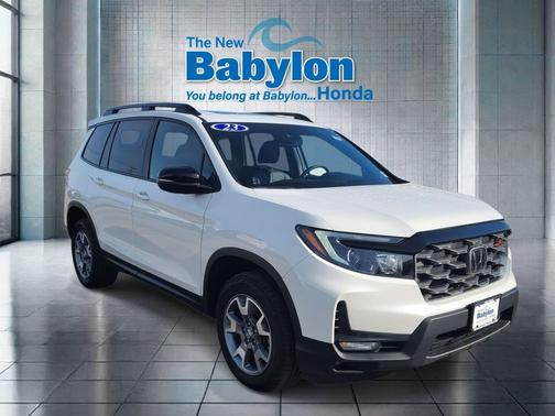 2023 Honda Passport AWD TrailSport