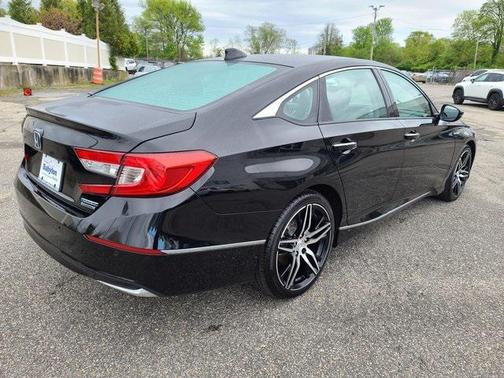 2022 Honda Accord Hybrid Touring