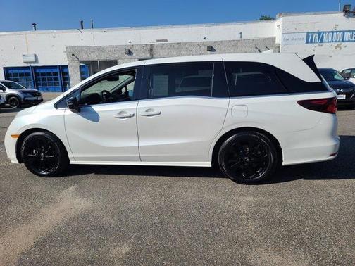 2023 Honda Odyssey Sport