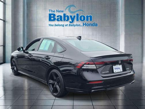 Crystal Black Pearl 2025 Honda Accord Hybrid Sport-L