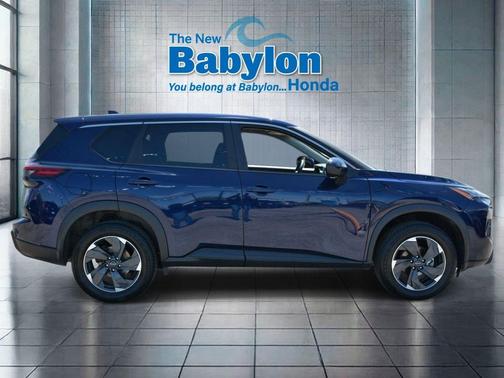 Deep Ocean Blue Pearl 2024 Nissan Rogue SV