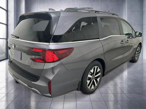 Modern Steel Metallic 2026 Honda Odyssey EX-L