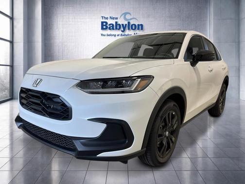 Platinum White Pearl 2026 Honda HR-V AWD Sport