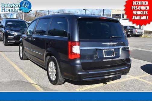 2014 Chrysler Town & Country Touring