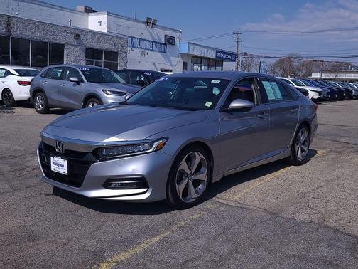 Modern Steel Metallic 2018 Honda Accord Touring 2.0T