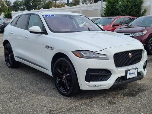 2017 Jaguar F-PACE 35t R-Sport