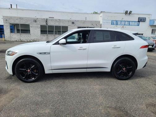 2017 Jaguar F-PACE 35t R-Sport