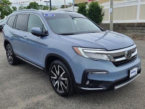 2022 Honda Pilot Touring 8-Passenger