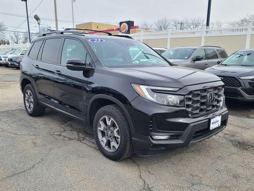 2023 Honda Passport AWD TrailSport