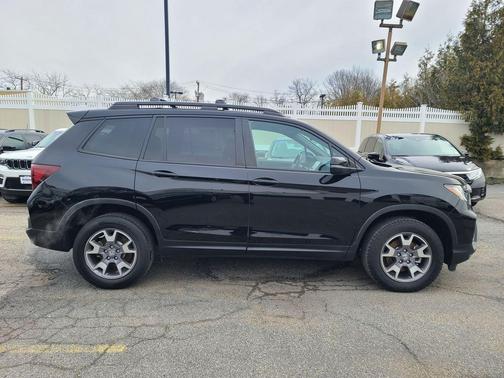 2023 Honda Passport AWD TrailSport