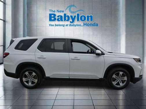 Platinum White Pearl 2023 Honda Pilot AWD EX-L 7 Passenger