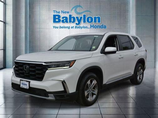 Platinum White Pearl 2023 Honda Pilot AWD EX-L 7 Passenger