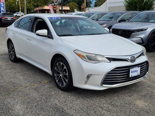 2017 Toyota Avalon XLE