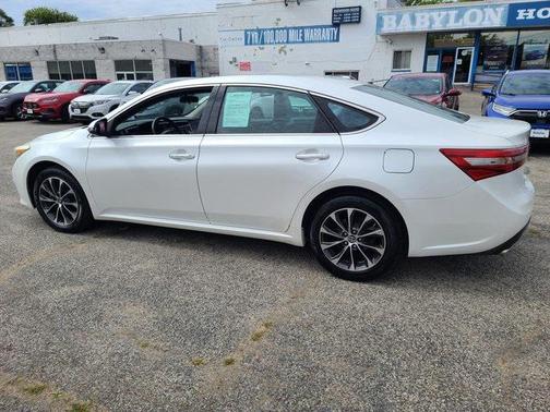 2017 Toyota Avalon XLE
