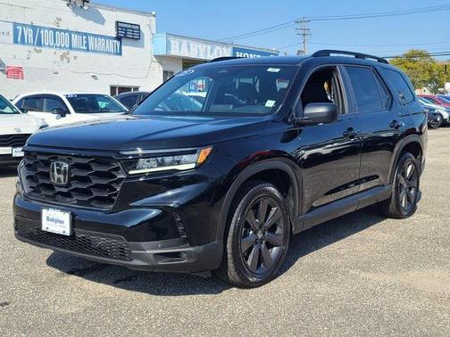 2023 Honda Pilot AWD Sport