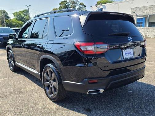 2023 Honda Pilot AWD Sport