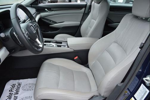 Still Night Pearl 2020 Honda Accord EX-L 1.5T