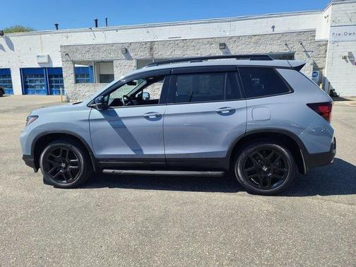 2024 Honda Passport AWD Black