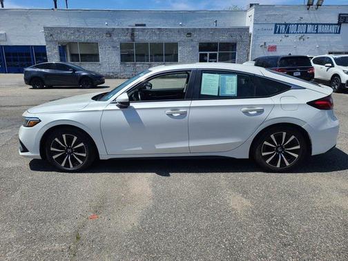 2022 Honda Civic EX-L